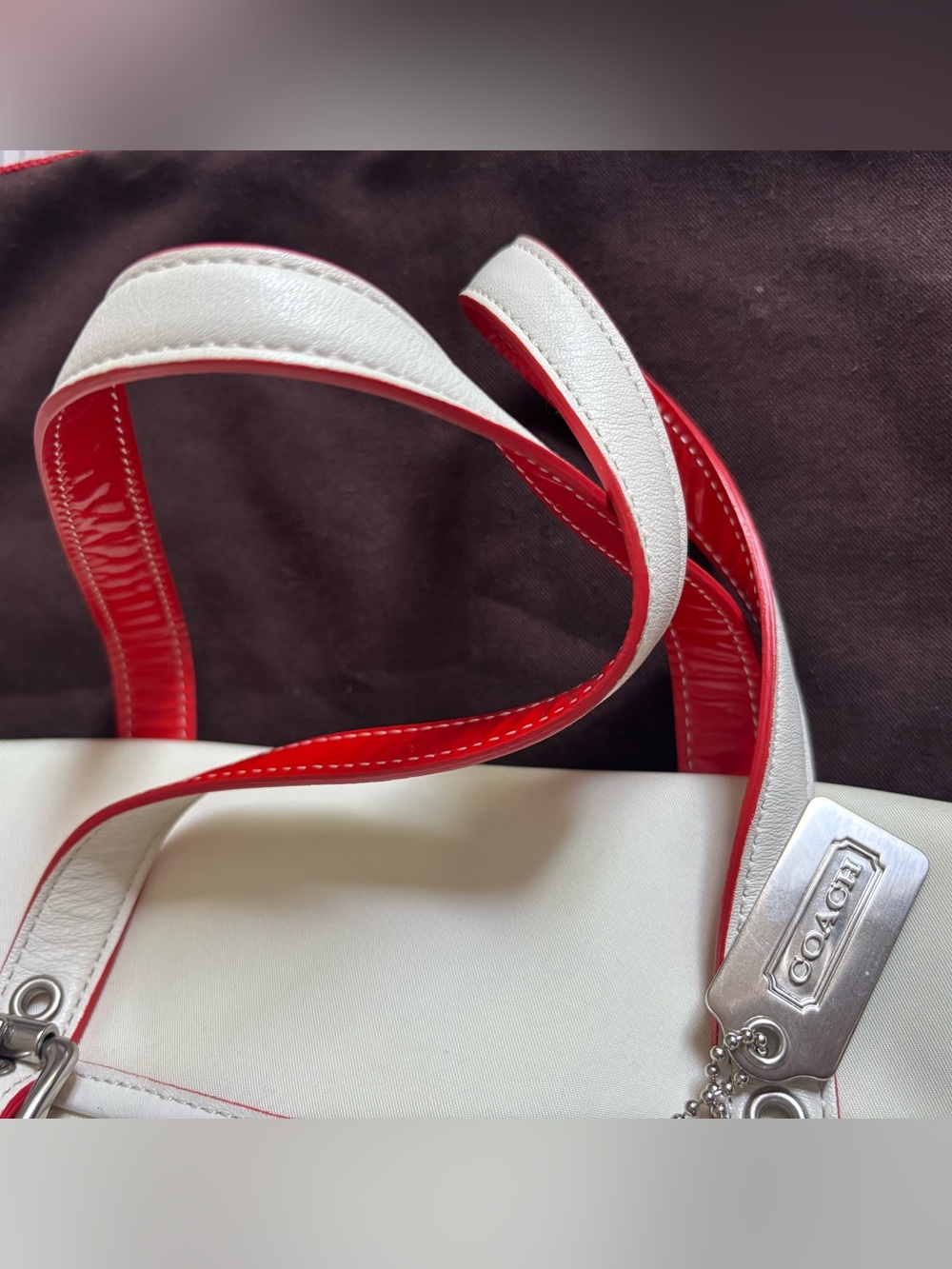 Vintage Y2K Coach White Shoulder Bag with Red Trim with Coach dustbag - Picture 6 of 13